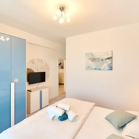 Summerland La Mare Apartment *