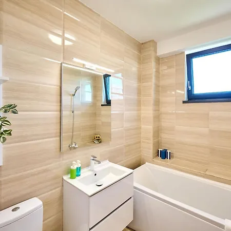 Summerland La Mare Daire *