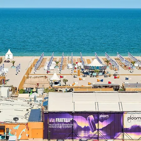 Summerland La Mare
