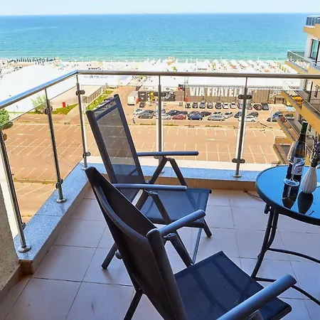Apartment Summerland La Mare